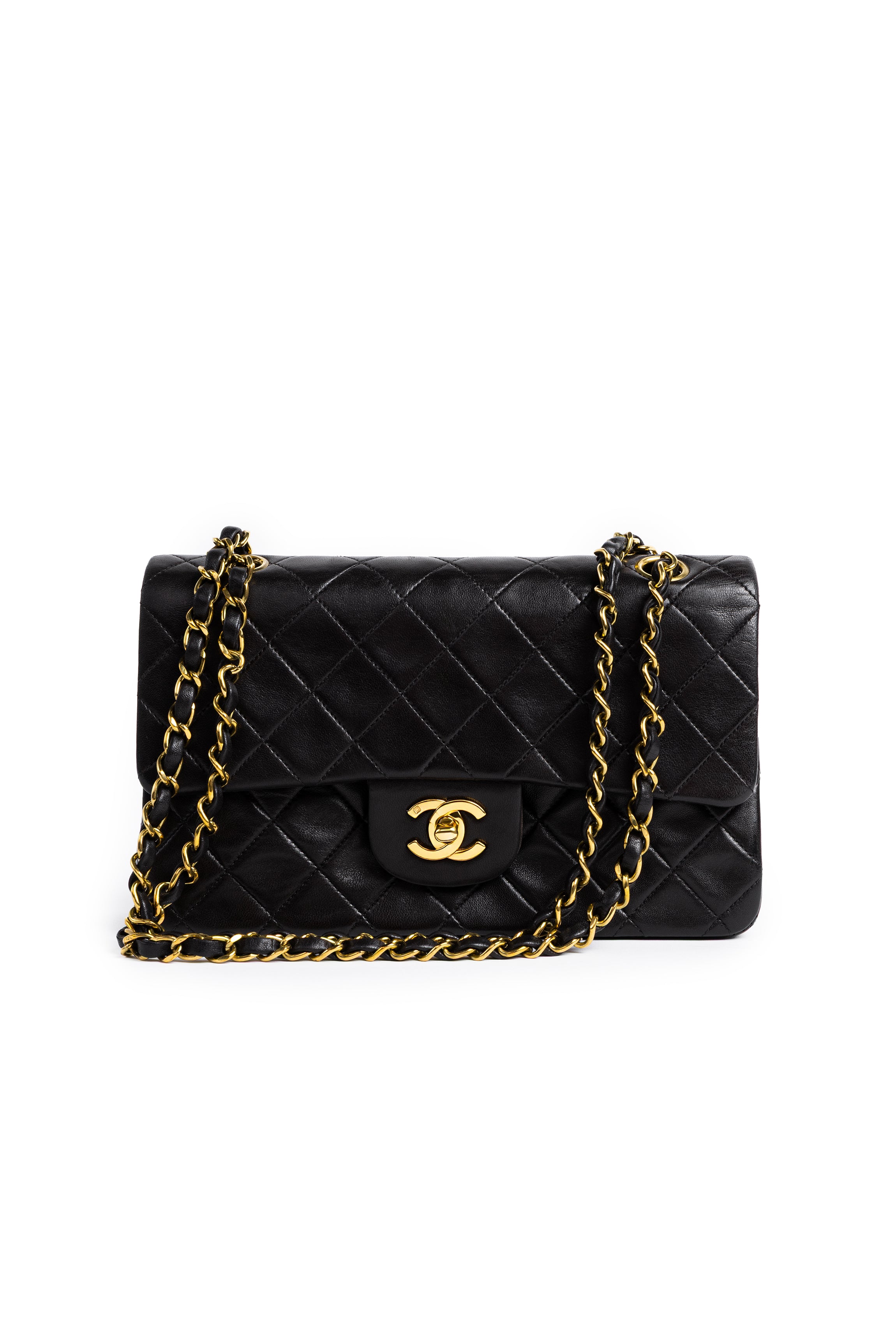 CHANEL CLASSIC FLAP BAG